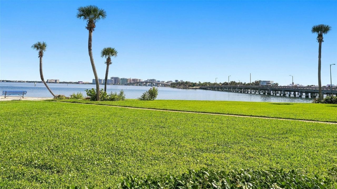 777 John Ringling Boulevard, Unit 2, Sarasota, FL 34236 Photo