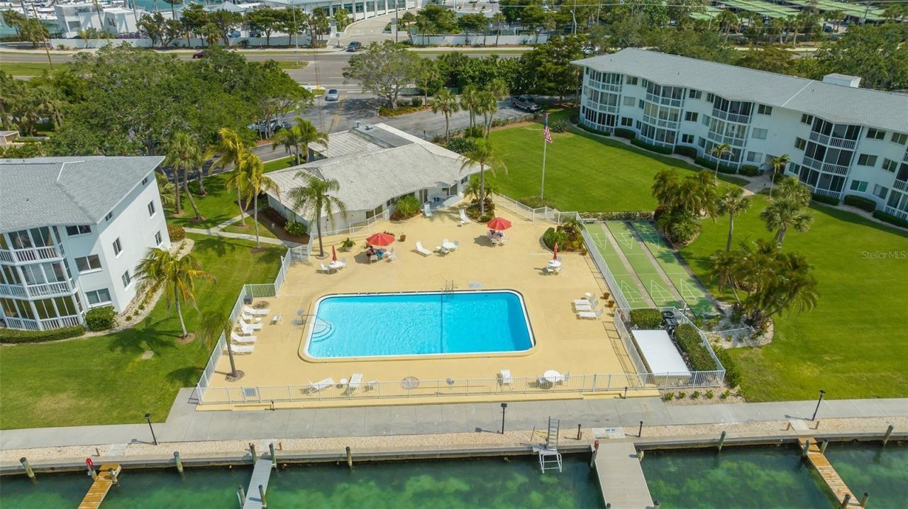 777 John Ringling Boulevard, Unit 2, Sarasota, FL 34236 Photo