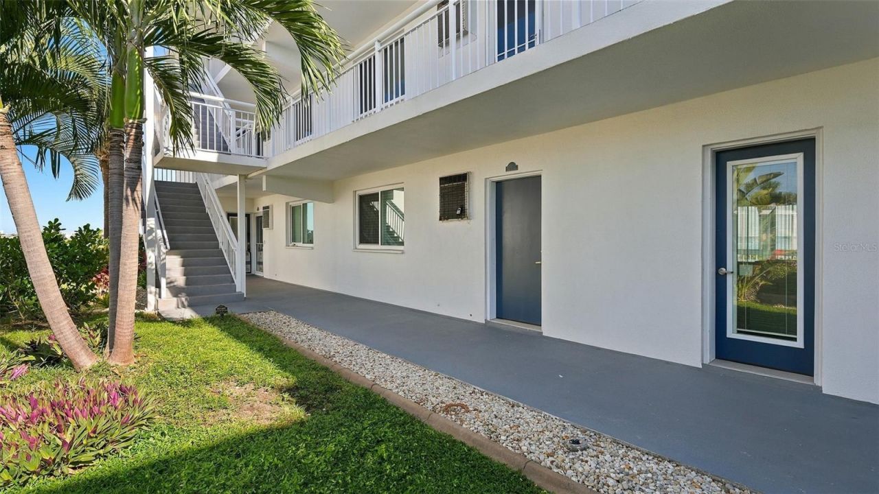 777 John Ringling Boulevard, Unit 2, Sarasota, FL 34236 Photo