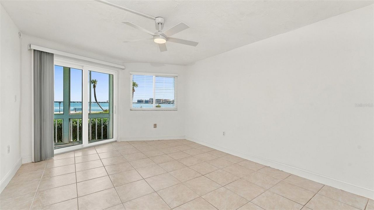 777 John Ringling Boulevard, Unit 2, Sarasota, FL 34236 Photo