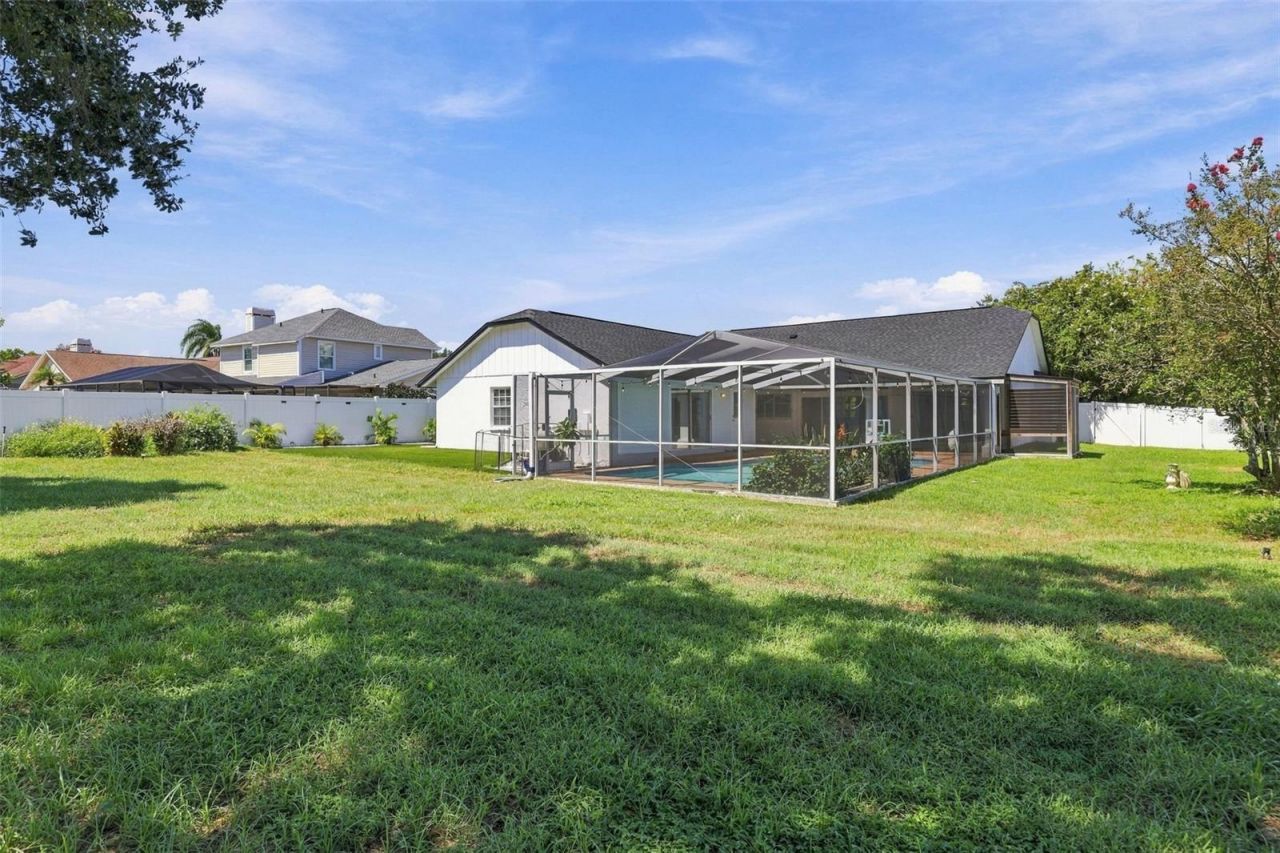 2722 Buckhorn Oaks Drive, Valrico, FL 33594 Photo
