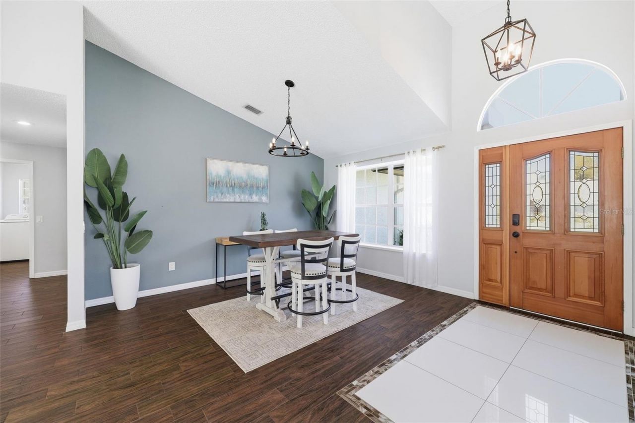 2722 Buckhorn Oaks Drive, Valrico, FL 33594 Photo