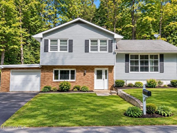 10034 Bridge Lane , Clarks Summit, PA 18411