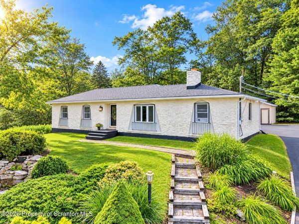 604 Circle Drive , Roaring Brook Twp, PA 18444