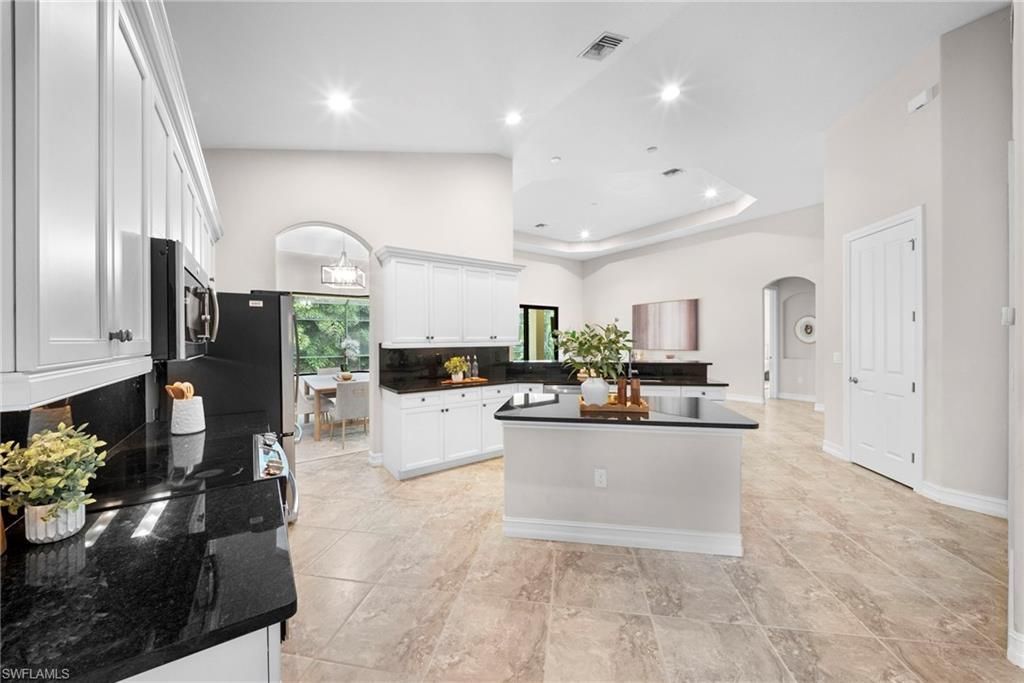 7267 Acorn Way , Naples, FL 34119 Photo