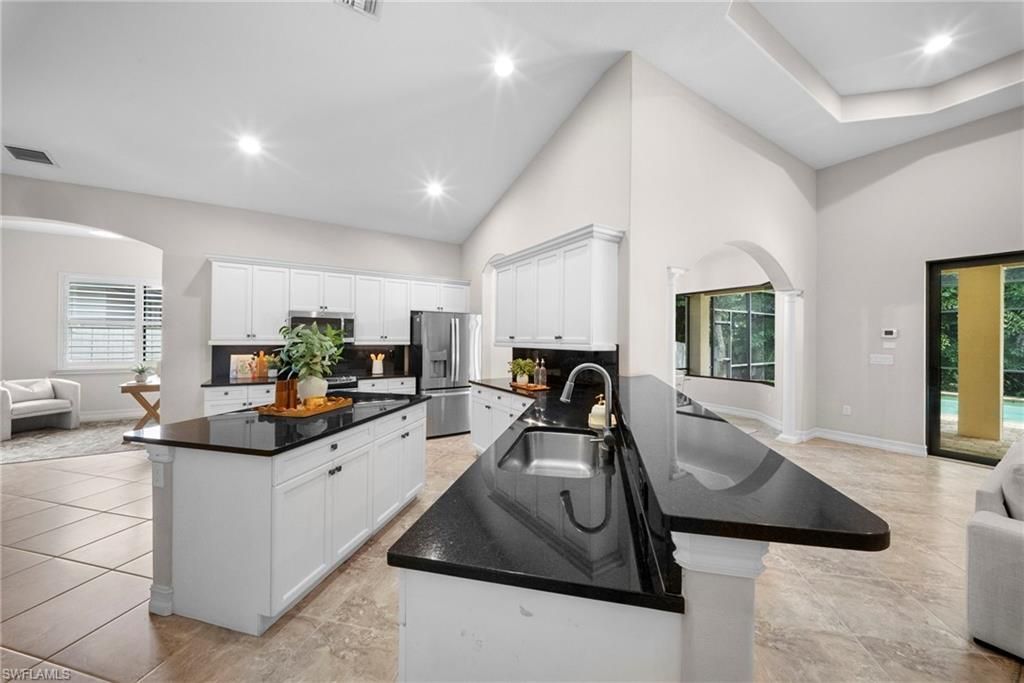 7267 Acorn Way , Naples, FL 34119 Photo