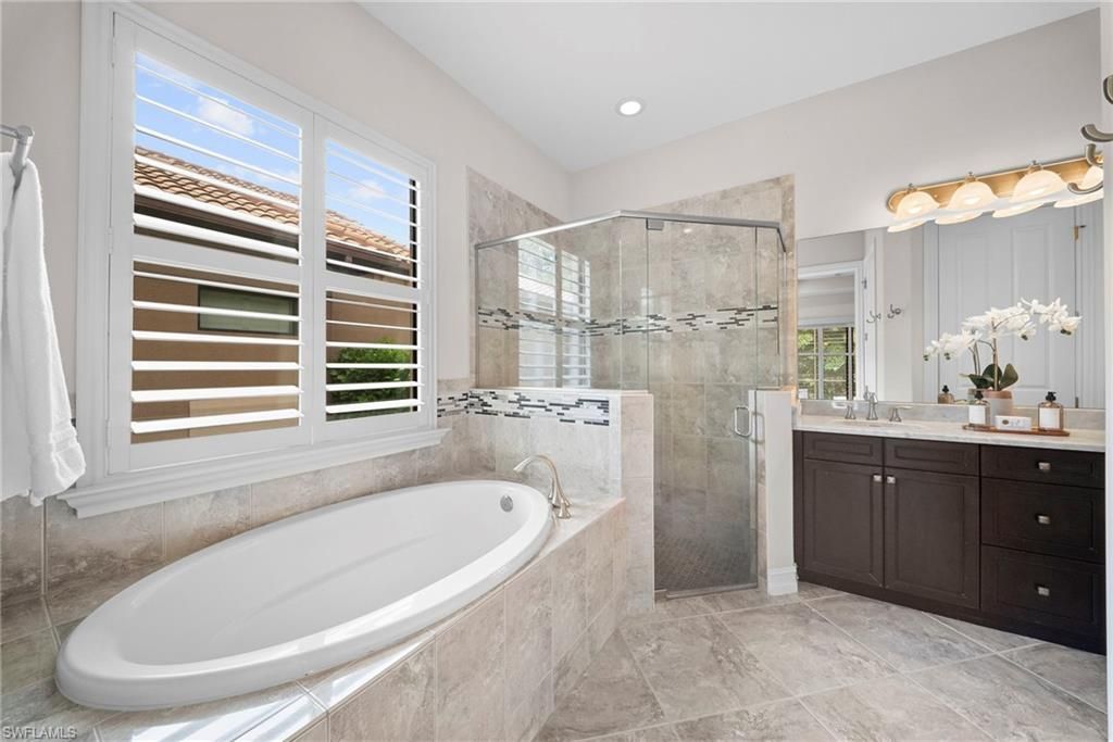 7267 Acorn Way , Naples, FL 34119 Photo