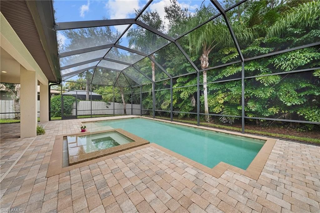 7267 Acorn Way , Naples, FL 34119 Photo