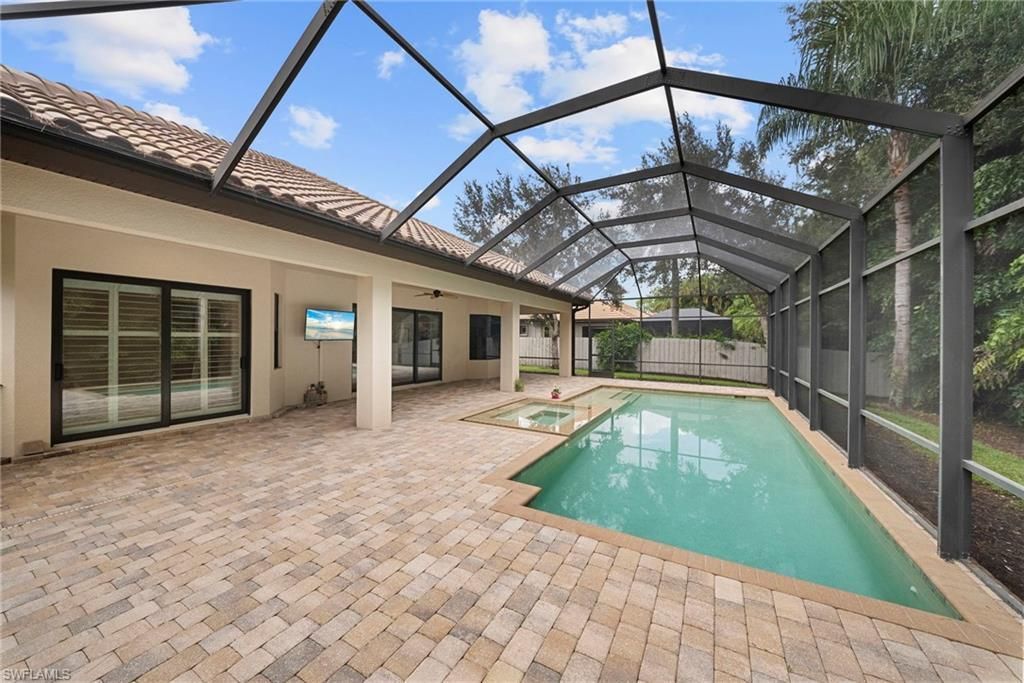 7267 Acorn Way , Naples, FL 34119 Photo