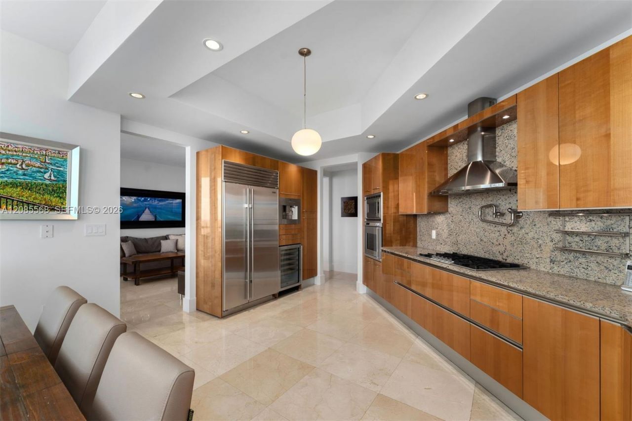 16047 Collins Ave, Unit 2502, Sunny Isles Beach, FL 33160 Photo