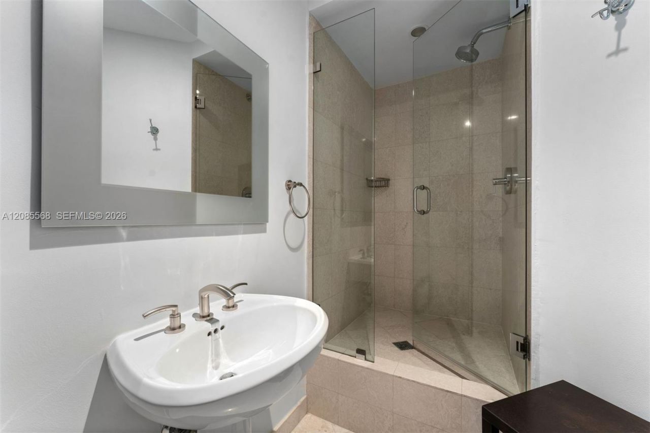 16047 Collins Ave, Unit 2502, Sunny Isles Beach, FL 33160 Photo