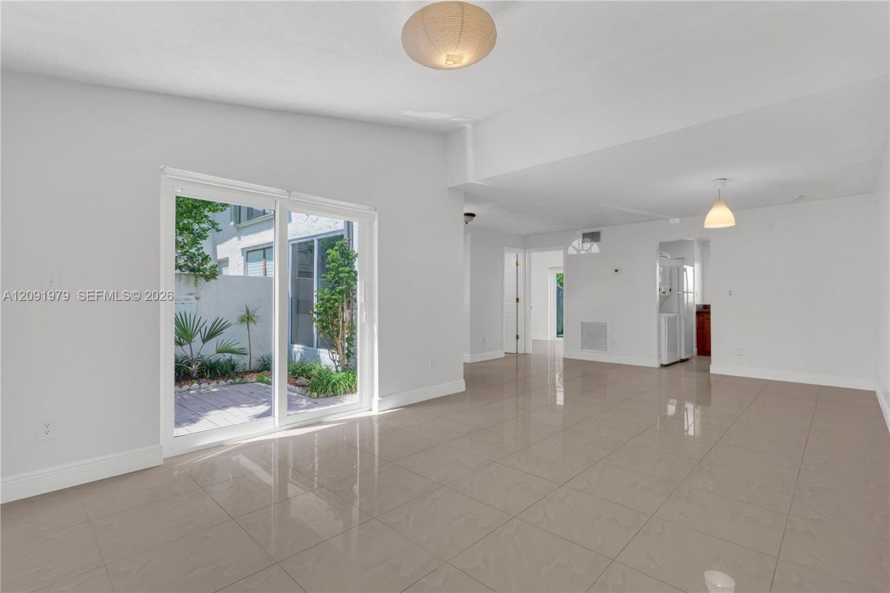 11333 SW 69th Ln, Unit 11333, Miami, FL 33173 Photo