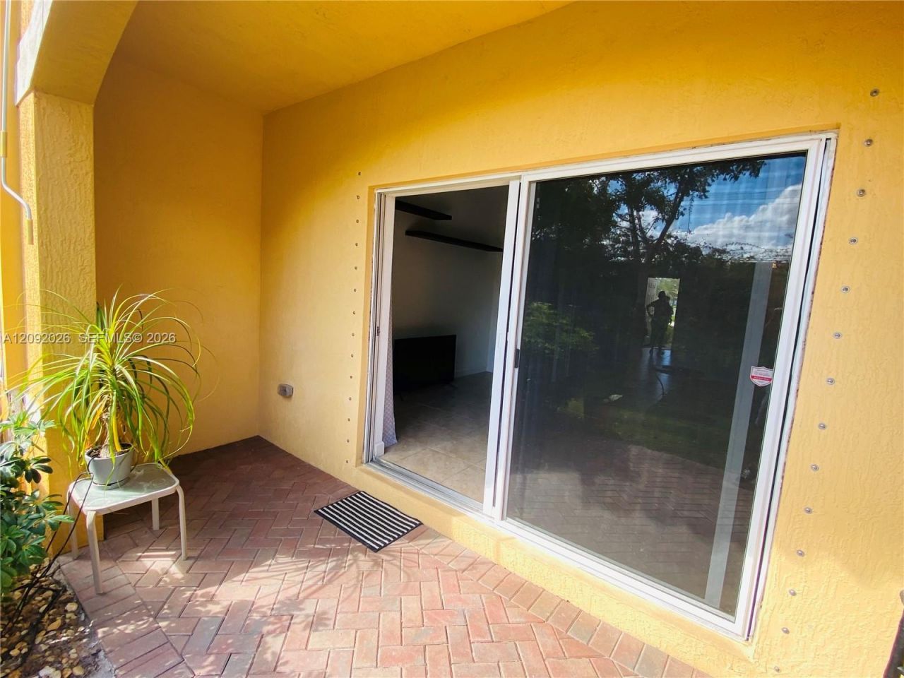 3556 NW 29th Ct, Unit 3556, Lauderdale Lakes, FL 33311 Photo
