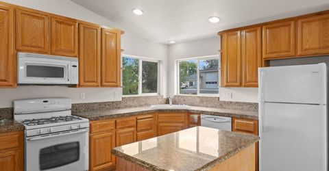 3163 Hannah Calder Court, Fernley, NV 89408 Photo