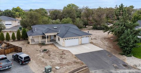 3163 Hannah Calder Court, Fernley, NV 89408 Photo