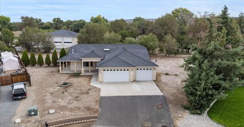 3163 Hannah Calder Court, Fernley, NV 89408 Photo