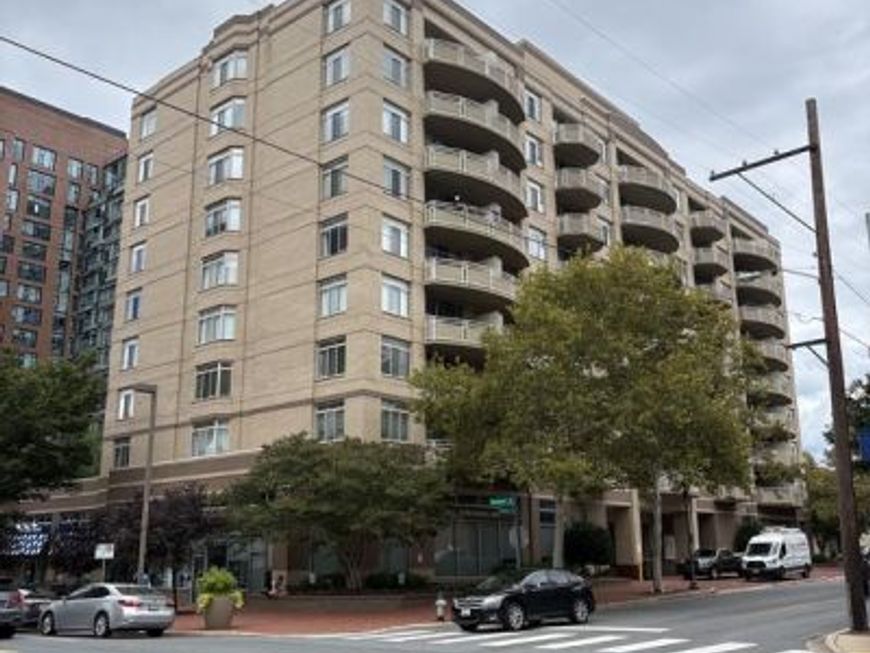 4801 Fairmont Avenue, Unit 912, Bethesda, MD 20814 Main Photo