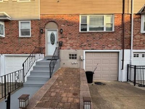 10779 HELMER DRIVE , PHILADELPHIA, PA 19154