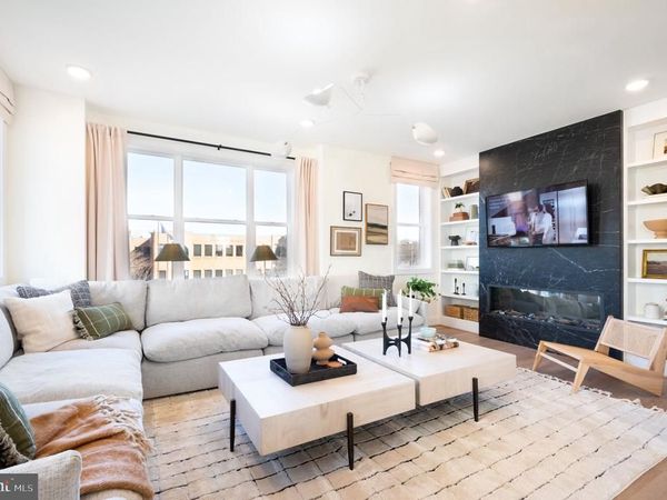 4922 CHURCHILL MEWS , ALEXANDRIA, VA 22304