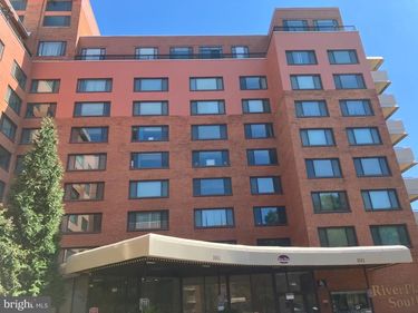 1011 ARLINGTON BOULEVARD , Unit 833, ARLINGTON, VA 22209
