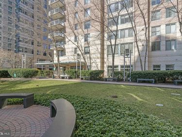 851 N GLEBE ROAD , Unit 1813, ARLINGTON, VA 22203
