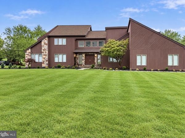 71 HIDDEN COVE DRIVE, SOUTHAMPTON, PA 18966