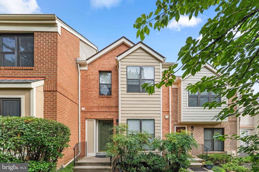 5135 KING CHARLES WAY , BETHESDA, MD 20814