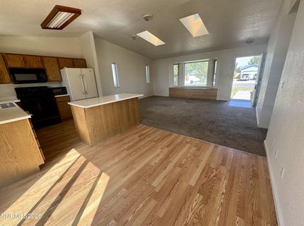 1391 Mary Jo Drive, Gardnerville, NV 89460 Photo