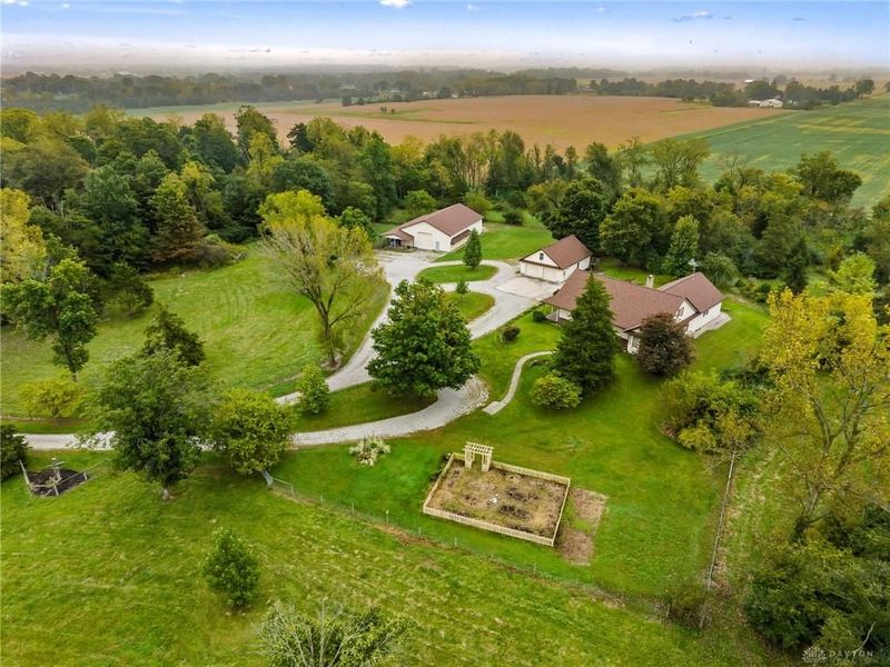 13440 Westbrook Road, Brookville, OH 45309 Photo 2