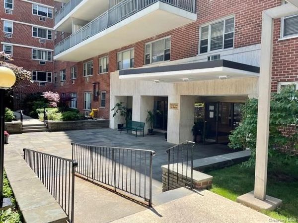 52-30 39 Drive , Unit LN, Woodside, NY 11377