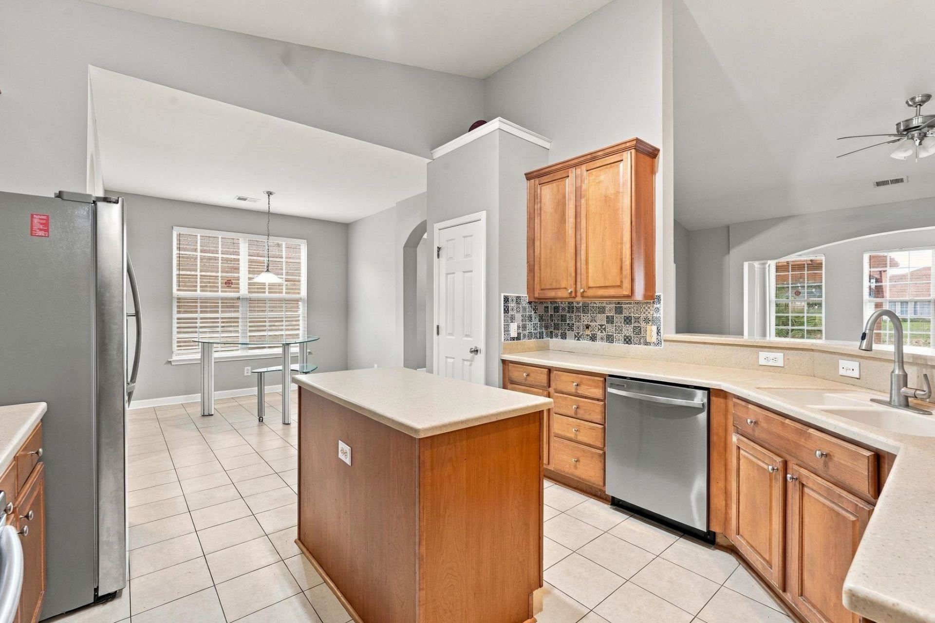 497 Vermillion Dr. Photo 22