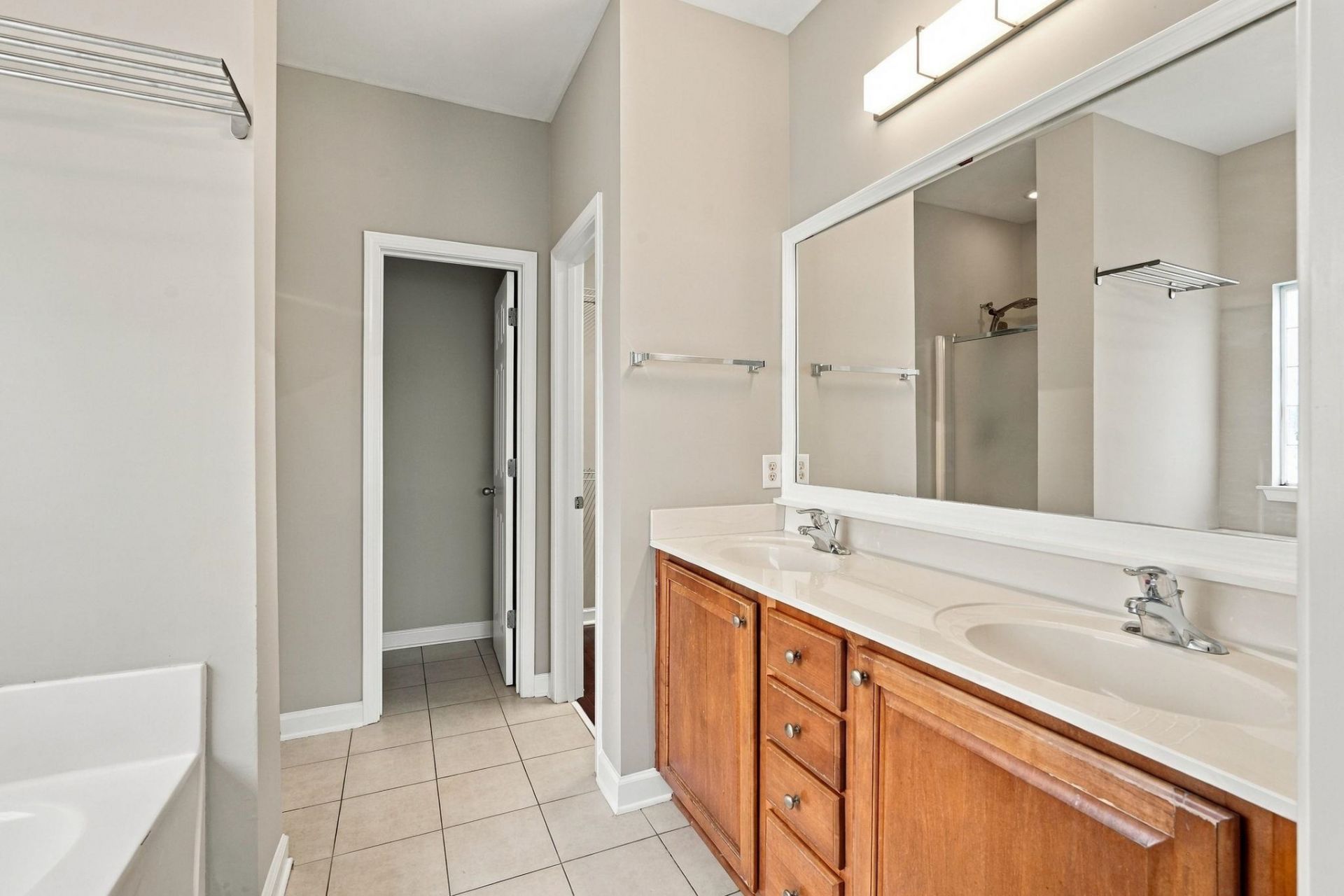 497 Vermillion Dr. Photo 29