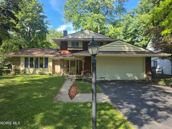 6838 Gettysburg Drive, Sylvania, OH 43560