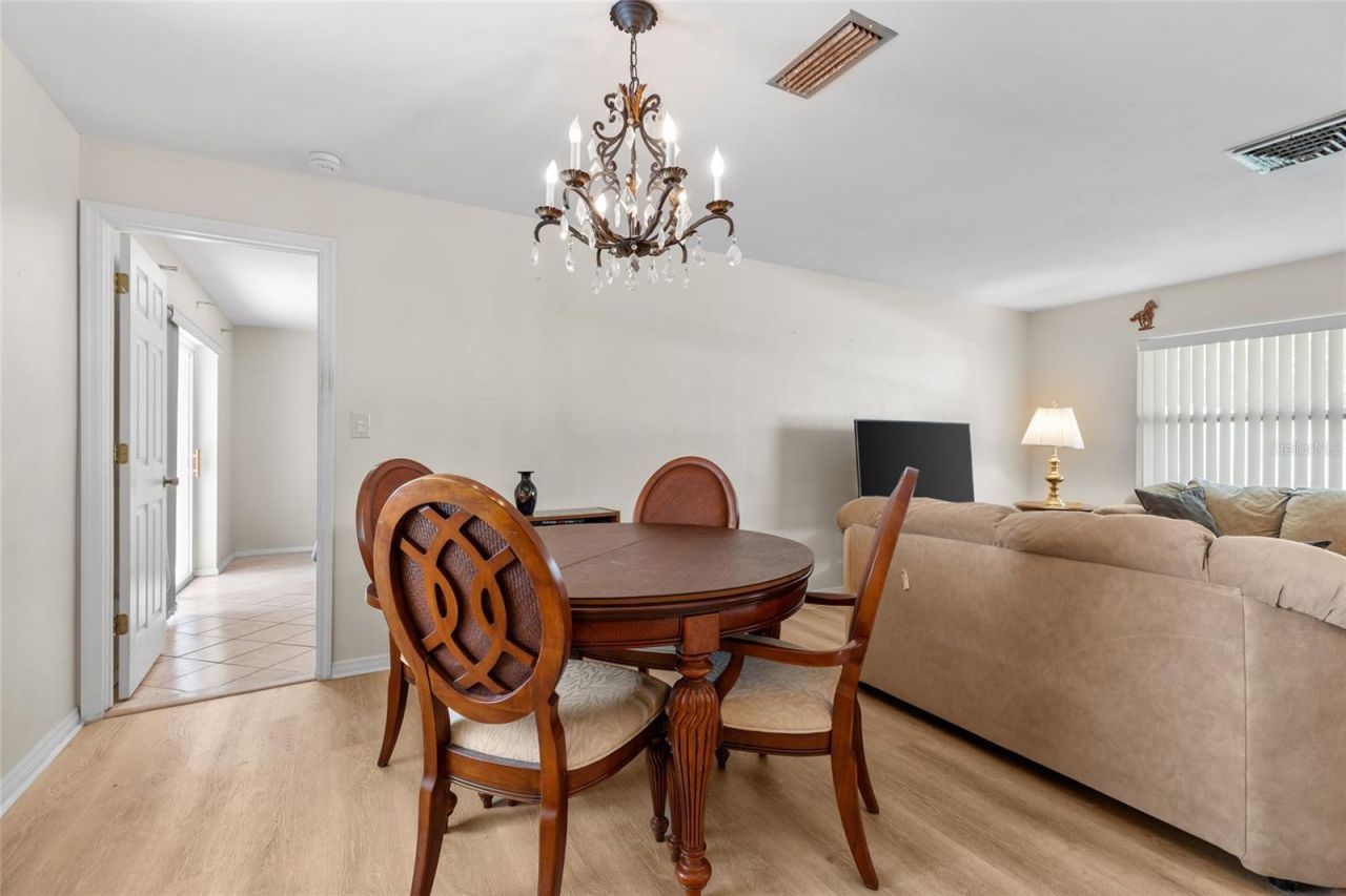 6232 43rd Avenue N, Kenneth City, FL 33709 Photo