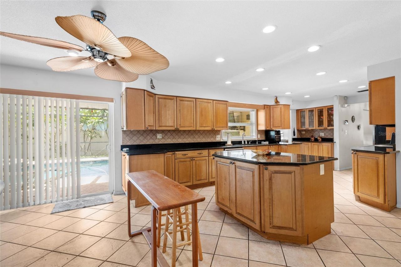 6232 43rd Avenue N, Kenneth City, FL 33709 Photo