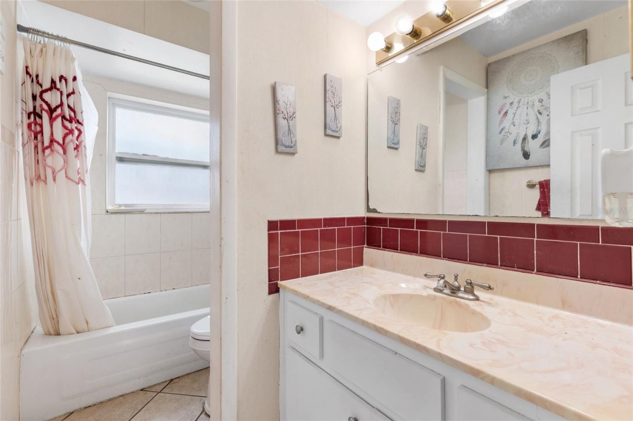 6232 43rd Avenue N, Kenneth City, FL 33709 Photo