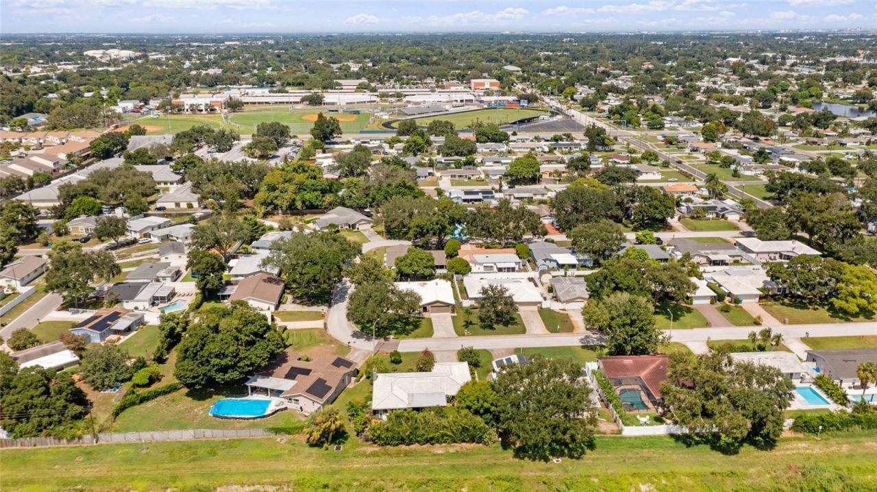 6232 43rd Avenue N, Kenneth City, FL 33709 Photo