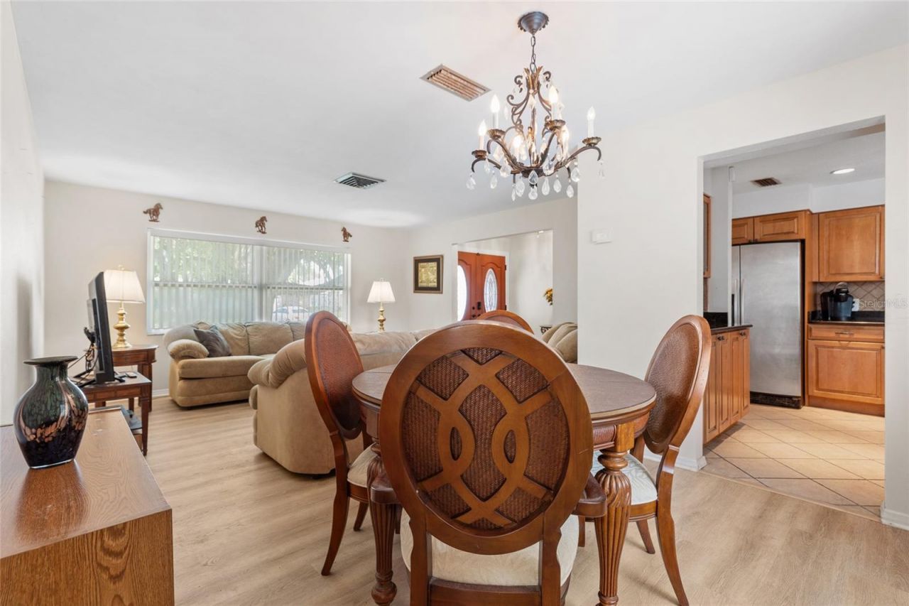 6232 43rd Avenue N, Kenneth City, FL 33709 Photo