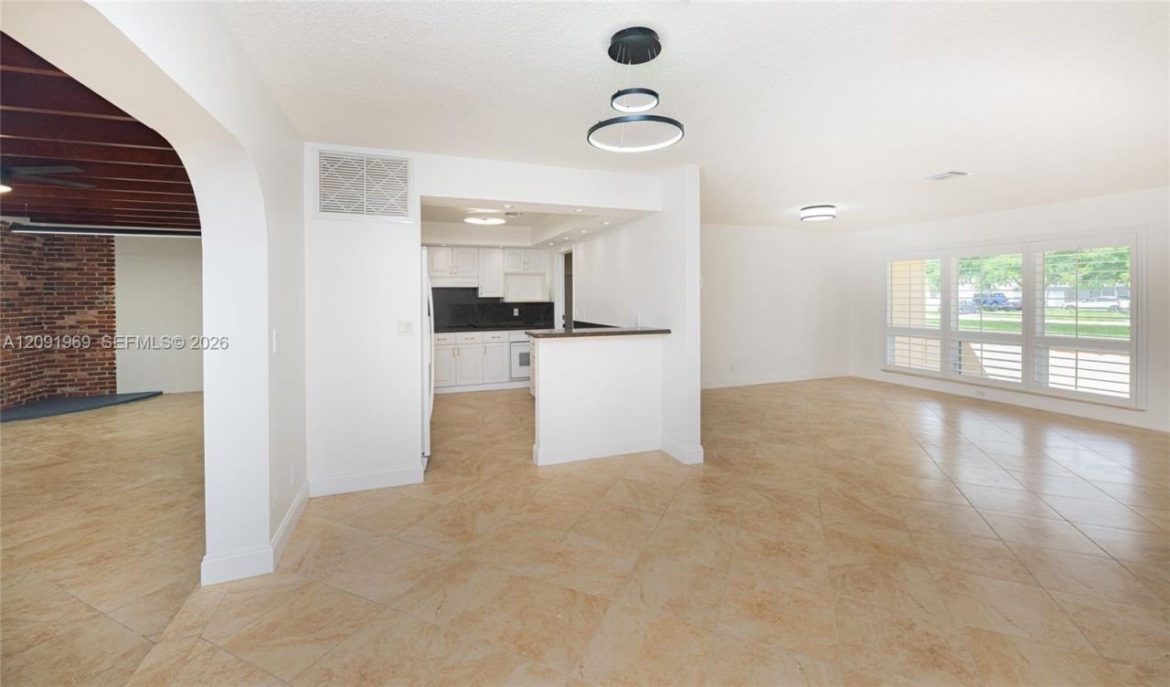 4710 W Park Rd , Hollywood, FL 33021 Photo
