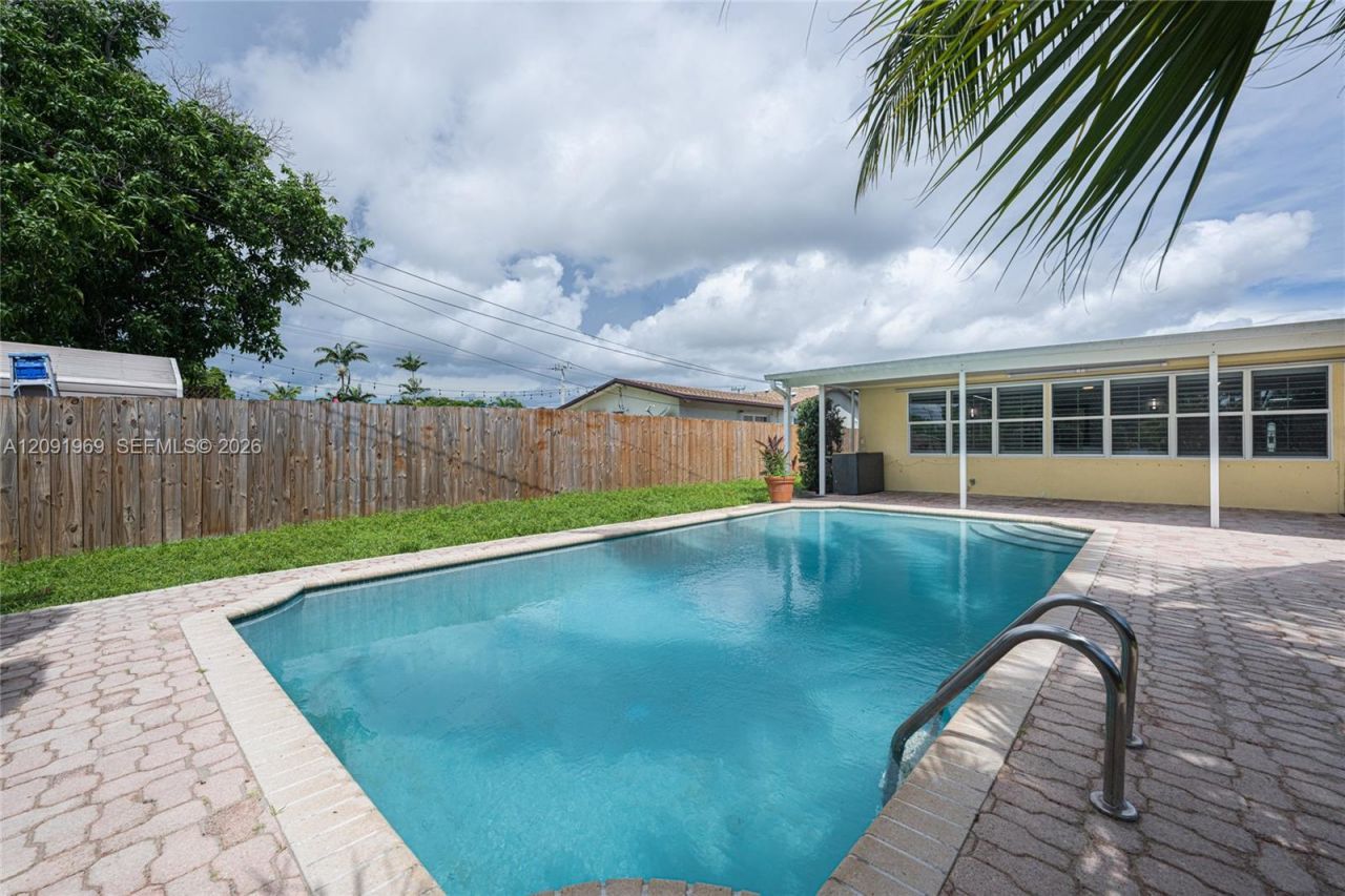 4710 W Park Rd , Hollywood, FL 33021 Photo