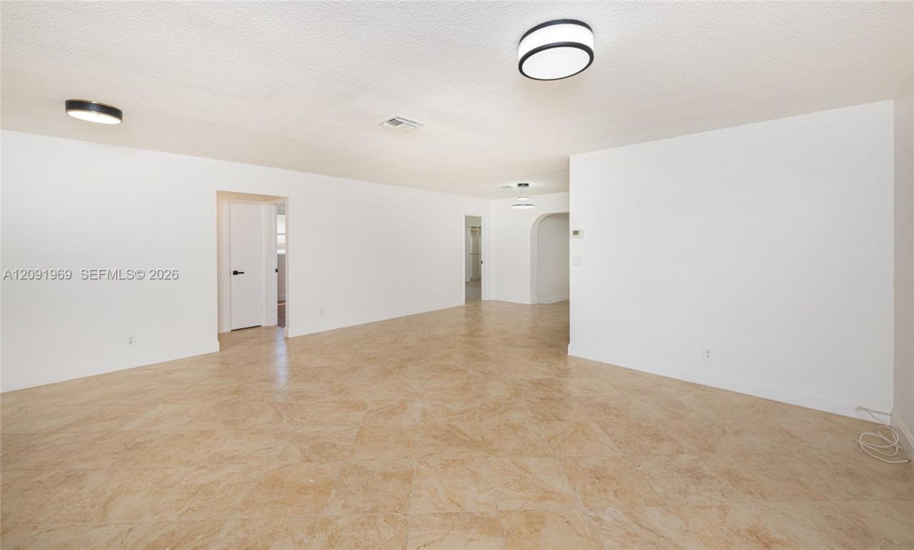 4710 W Park Rd , Hollywood, FL 33021 Photo