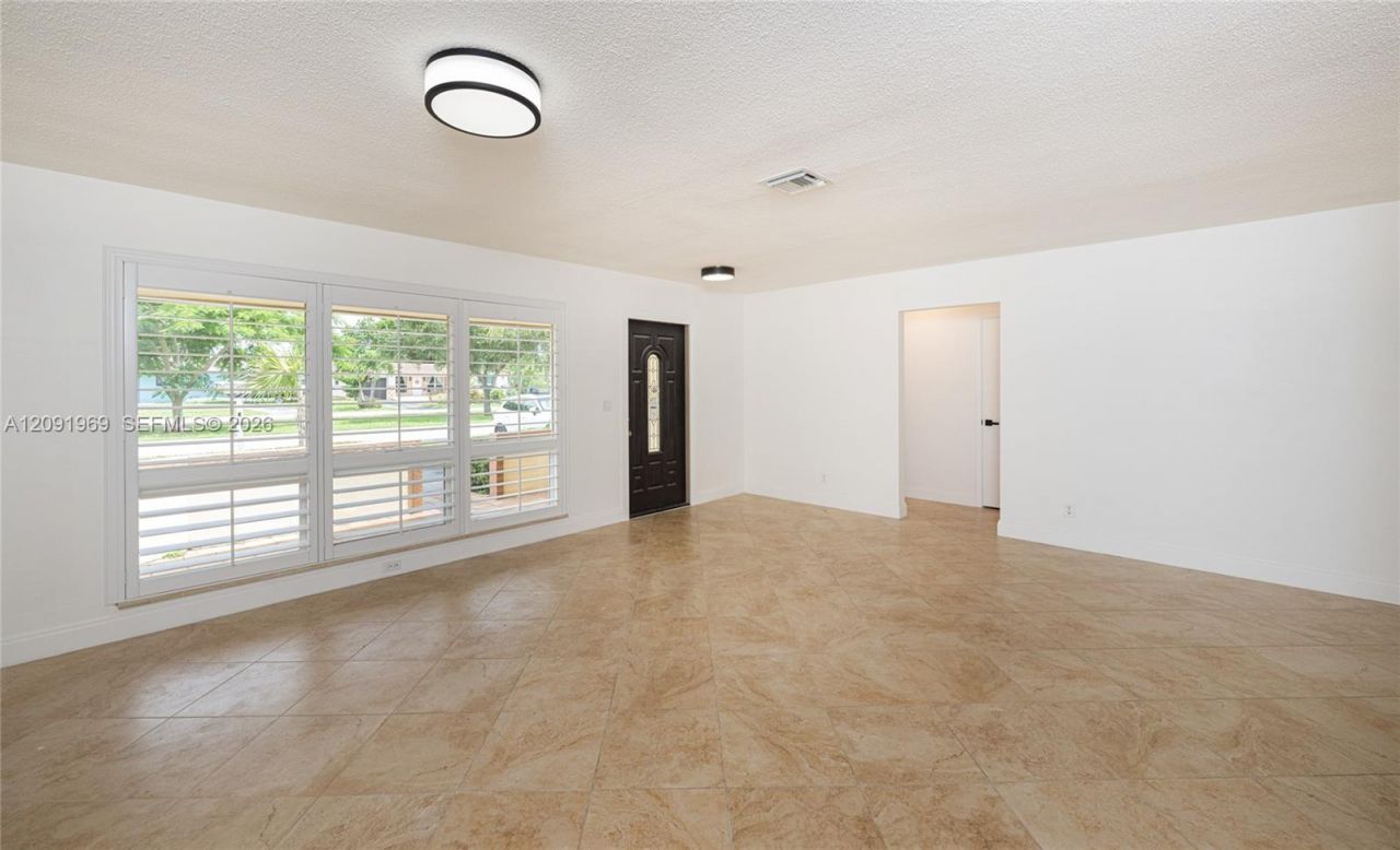 4710 W Park Rd , Hollywood, FL 33021 Photo