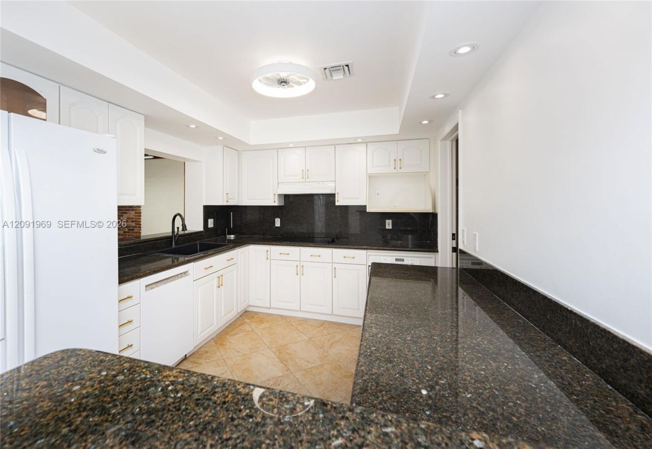 4710 W Park Rd , Hollywood, FL 33021 Photo
