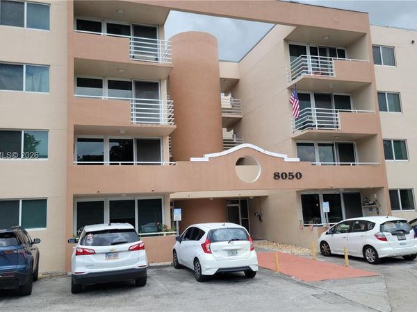 8050 NW 8th St, Unit 1407, Miami, FL 33126