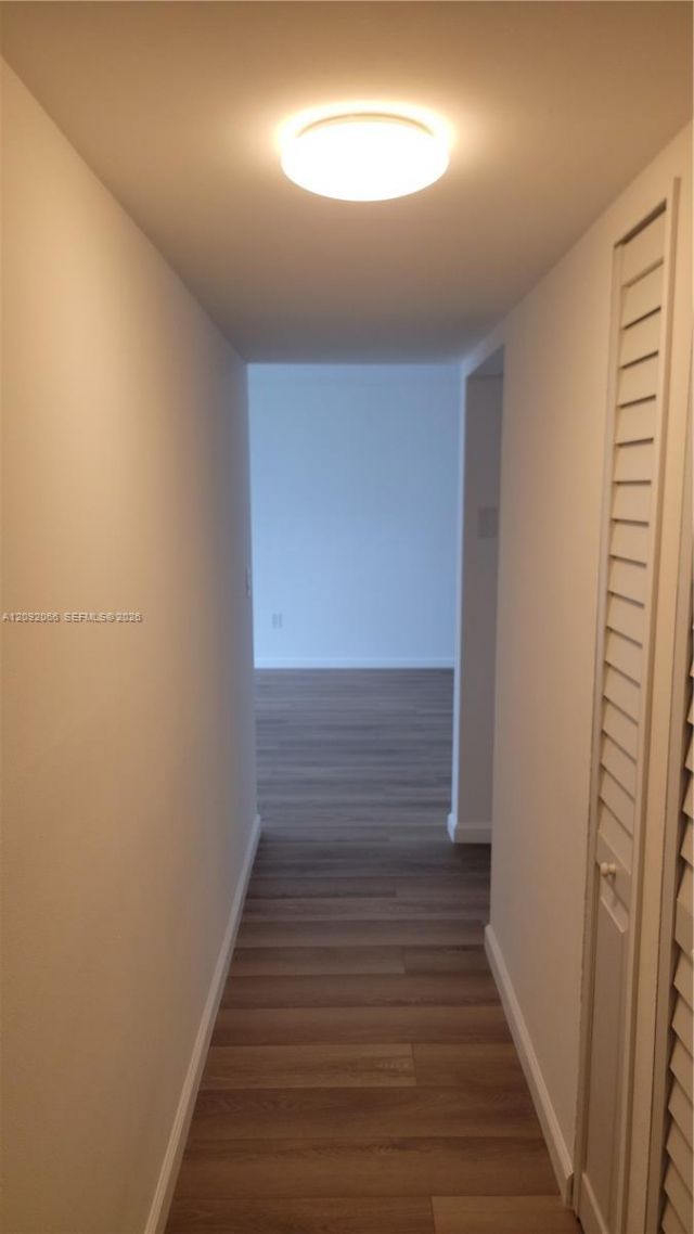 8050 NW 8th St, Unit 1407, Miami, FL 33126 Photo