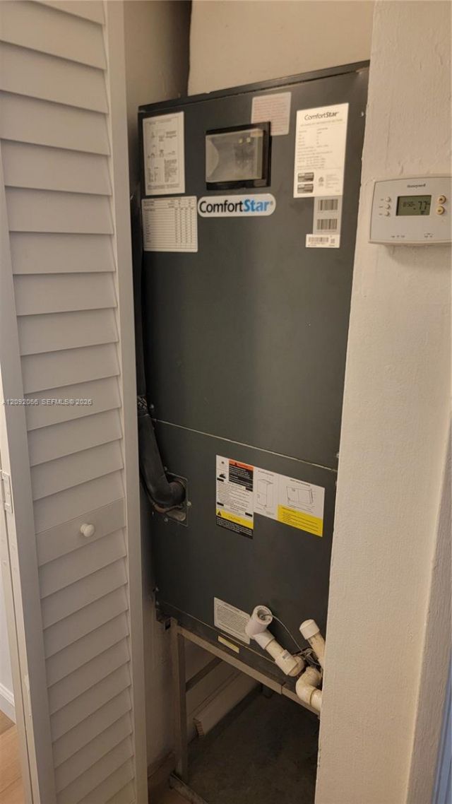 8050 NW 8th St, Unit 1407, Miami, FL 33126 Photo