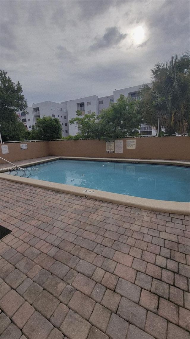 8050 NW 8th St, Unit 1407, Miami, FL 33126 Photo