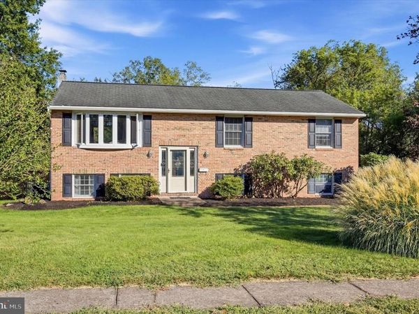 4 ASPEN COURT, DOUGLASSVILLE, PA 19518
