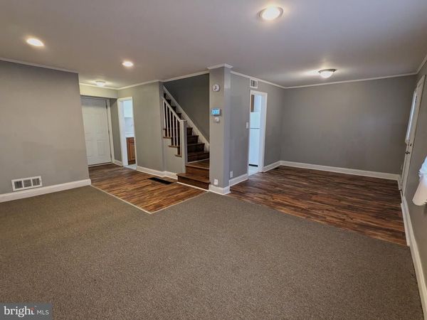 30 BEDFORD DRIVE, WILMINGTON, DE 19809