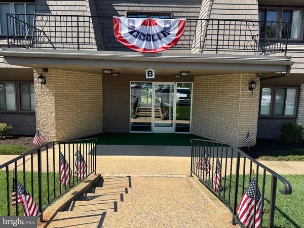 1801 CAMBRIDGE AVENUE , Unit B4, WYOMISSING, PA 19610